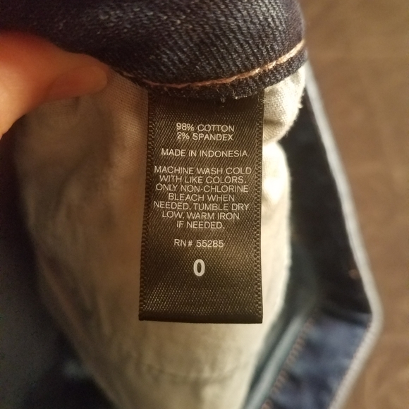 Raw hem shorts size 0 - Picture 3 of 3